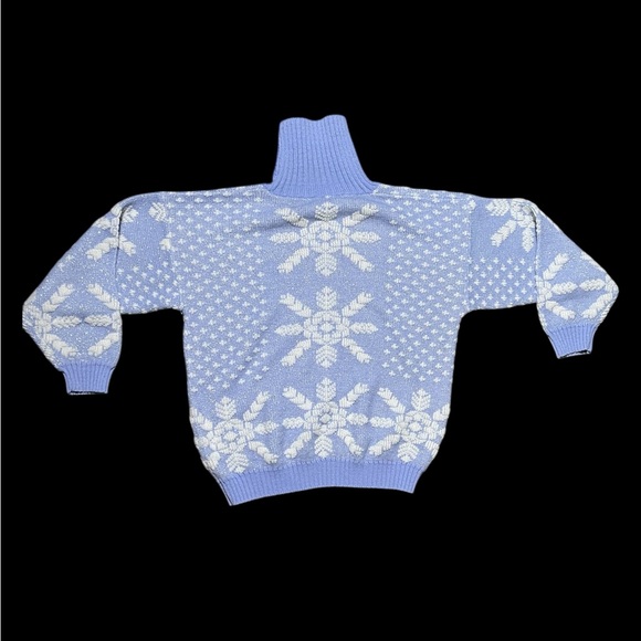 Vintage 80’s Blue and White Snowflake Sweater - Picture 8 of 8